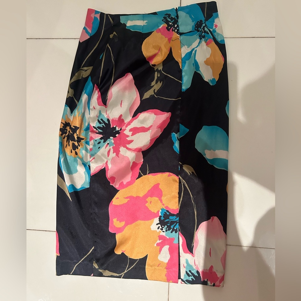 Dolce & Gabbana Knee Length Skirt